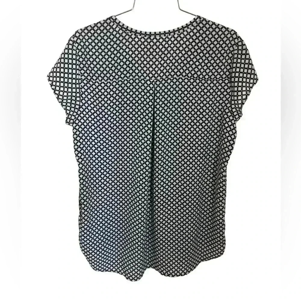 Pleione Geo Print Split Neck Blouse Large Black White Career Office Top - Picture 4 of 8
